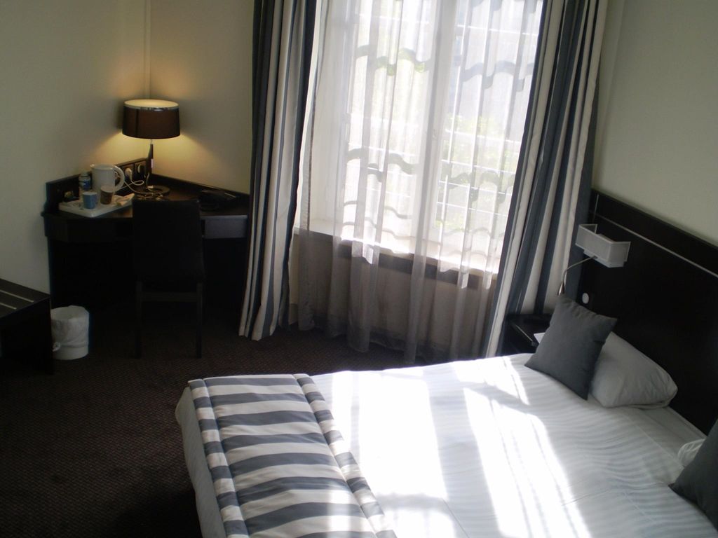 Kyriad Paris 10 - Gare De L'Est Room photo
